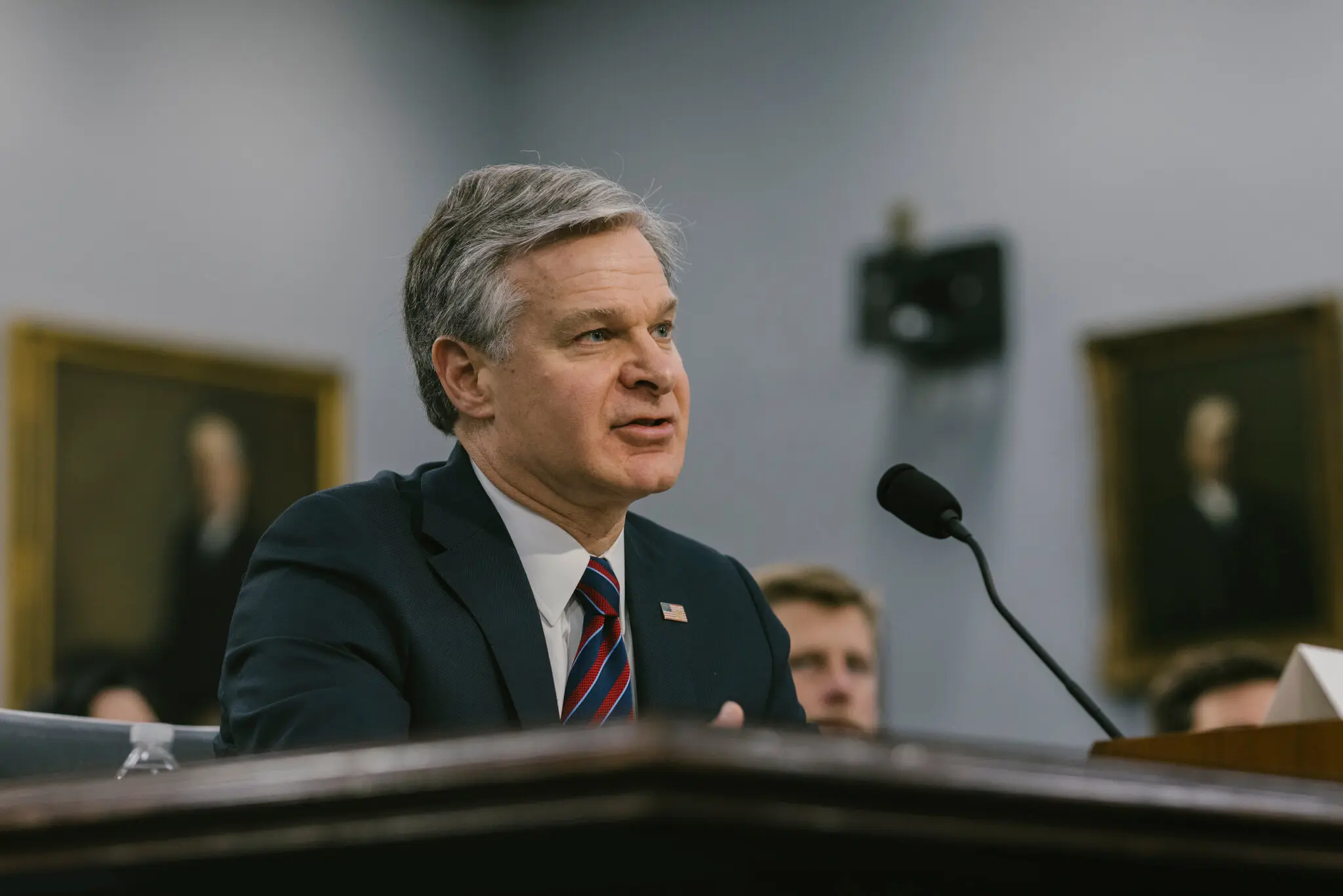 Директор ФБР здійснив рідкісний візит до Африки через зростання терористичної загрози